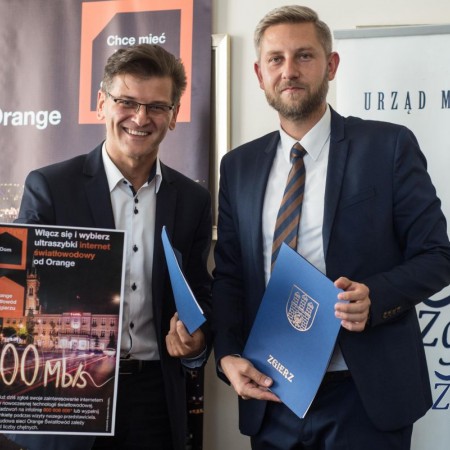 Podpisanie porozumienia pomiędzy Gminą Miasto Zgierz i firmą Orange Polska S.A. w dniu 29.09.2016 r.