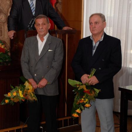 XXIV nadzwyczajna sesja Rady Miasta Zgierza - W imieniu zgierskich olimpijczyków podziękowania składa Tomasz Kupis
