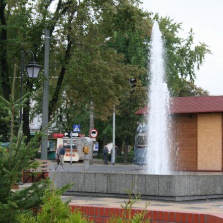 Zdjęcie przedstawia Plac Kilińskiego - po rewitalizacji