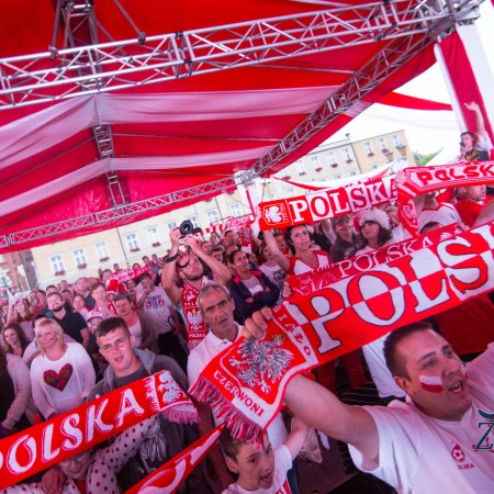 Zgierskie Kino Kibica podczas meczu Polska - Portugalia