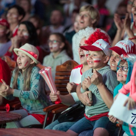 Zgierskie Kino Kibica podczas meczu Polska - Portugalia