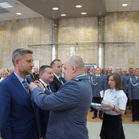 Brązowy Medal „Za Zasługi dla Policji” dla Prezydenta Miasta Zgierza