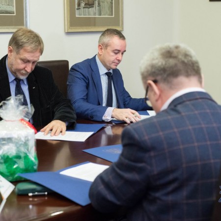 Podpisanie porozumienia ze zgierskimi firmami informatycznymi i telekomunikacyjnymi