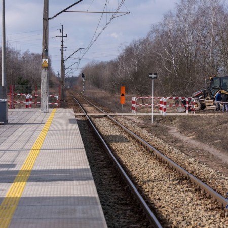 Prace modernizacyjne na przejściu przy dworcu kolejowym Zgierz-Północ