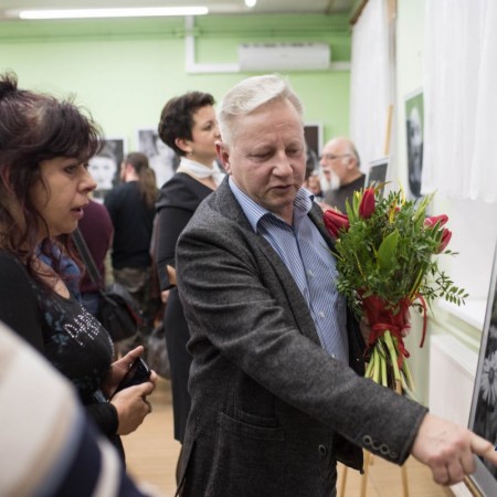 Wernisaż wystawy fotograficznej Krzysztofa Głowackiego "Kobieta w czerni i bieli"