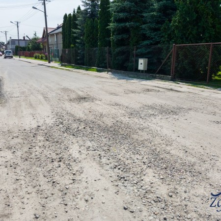 Widok ul. Zawiszy przed inwestycją - 10.07.2017 r.