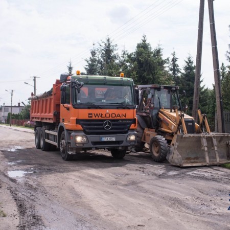 Widok ul. Zawiszy w trakcie inwestycji - 03.08.2017 r.