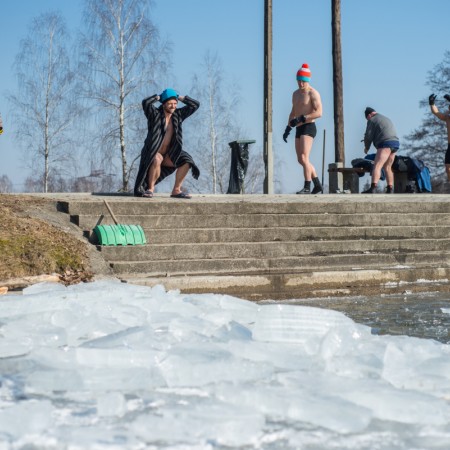 Rozgrzewka przed wejściem do wody