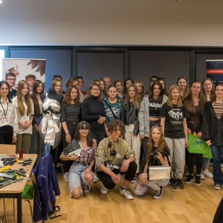 zdjęcie zbiorowe uczestników warsztatów