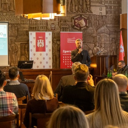 Przemawia Przemysław Staniszewski - Prezydent Miasta Zgierza