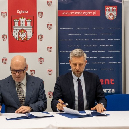 Podpisanie umowy przez Prezydenta Miasta Zgierza z wykonawcą obiektu
