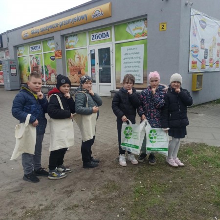 Uczestnicy konkursu ze Szkoły Podstawowej nr 3 w Zgierzu