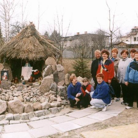 Grupowe zdjęcie członków klubu podczas wycieczki