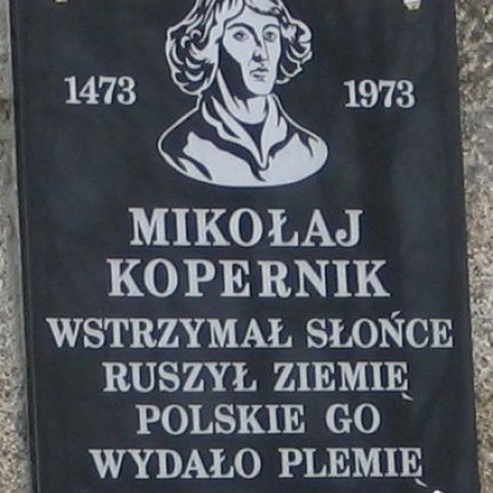Tablica pamiątkowa poświęcona Mikołajowi Kopernikowi - Park Miejski - ul. 1. Maja - zdjęcie 2005 r.