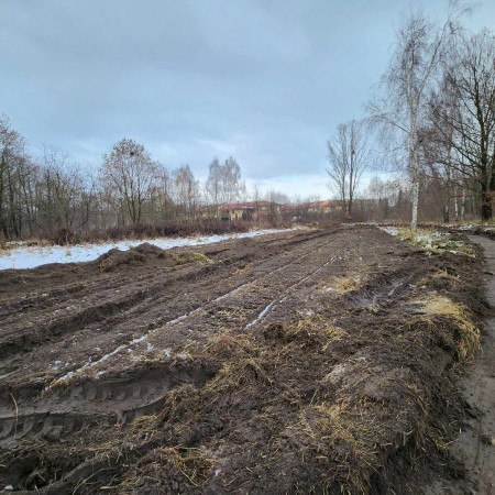 teren przy ulicy Boya-Żeleńskiego w Zgierzu- widok w trakcie inwestycji