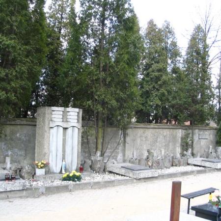 Stary Cmentarz - Pomnik ofiar 1939 roku - ul. Ks. Piotra Skargi 28 - zdjęcie 2005 r.