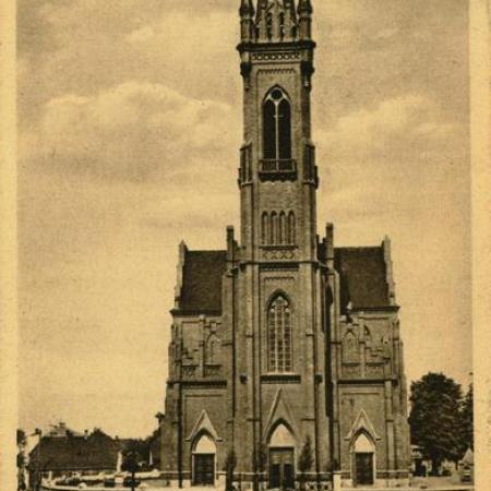Zdjęcie archiwalne przedstawia Dawny Stary Rynek - Kościół św. Katarzyny - zbiory Muzeum Miasta Zgierza