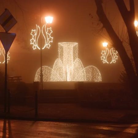 Zdjęcie przedstawia Plac Kilińskiego - Boże Narodzenie 2008 r.