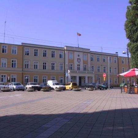 Zdjęcie przedstawia Plac Jana Pawła II wykonane w 2003 r.
