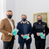 Prezydent miasta, darczyńca, Komendant Straży Miejskiej i strażnik miejski