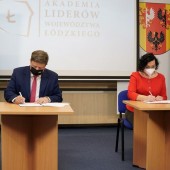 list intencyjny podpisują Grzegorz Schreiber i Iwona Wieczorek