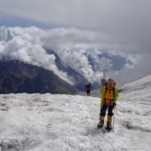 Marek Olczak na szczycie góry - fot.Marek.Olczak.Alpinist