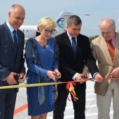 Port Lotniczy Łódź im. Władysława Reymonta - przecięcie wstęgi - fot. ŁUW