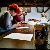 Liczenie zebranych pieniędzy w Muzeum Miasta Zgierza