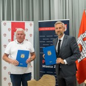 Przedstawiciel firmy Rembud i Prezydent Miasta Zgierza