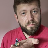 Pan Michał Buczkowski z figurką 