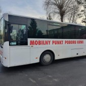 Mobilny Punkt Pobrań Krwi przed Komendą Powiatową Straży Pożarnej w Zgierzu