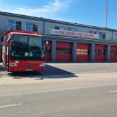 Mobilny Punkt Pobrań Krwi przed Komendą Powiatową Straży Pożarnej w Zgierzu